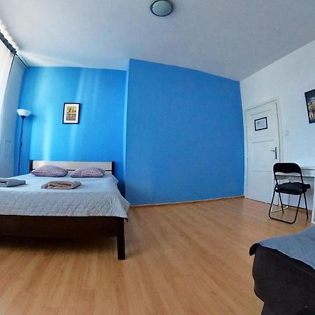 Hidden Peak Guestrooms Варшава Номер фото