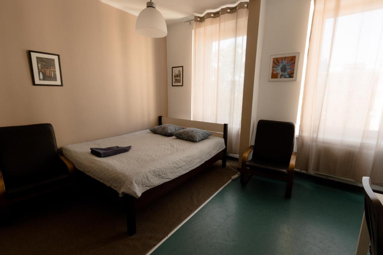 Hidden Peak Guestrooms Варшава Екстер'єр фото